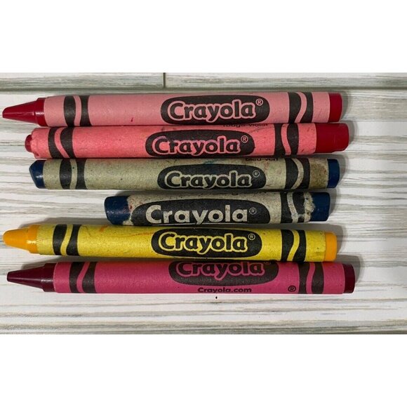 Crayola Crayons Discontinued Colors Dandelion Violet Red Blue Green  Lot Of 6 - Picture 1 of 3